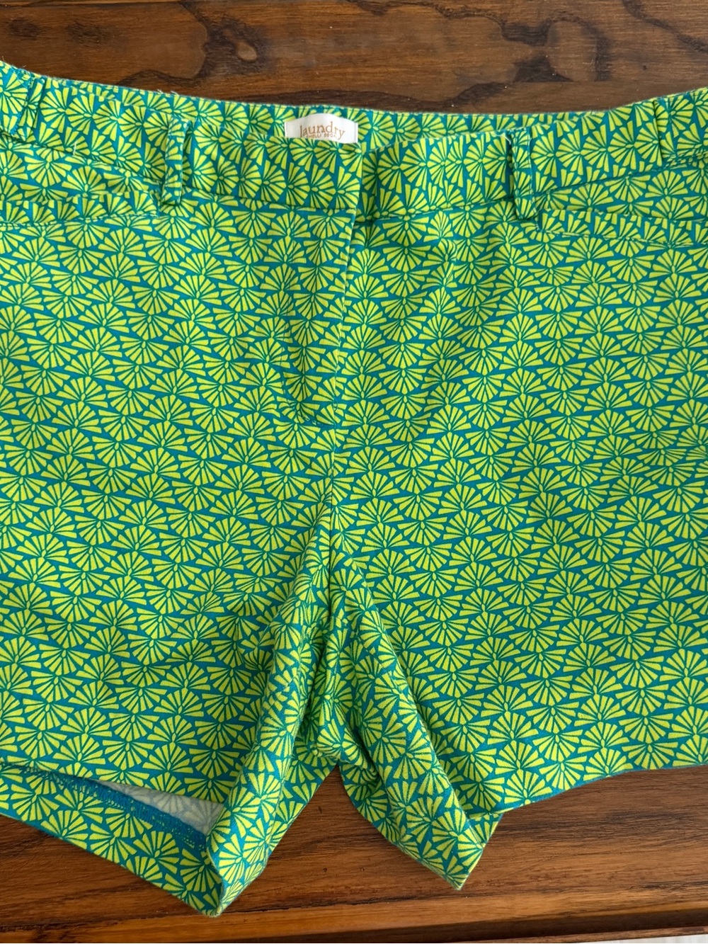 Laundry By Shelli Segal Green and Yellow Geometric Print Shorts